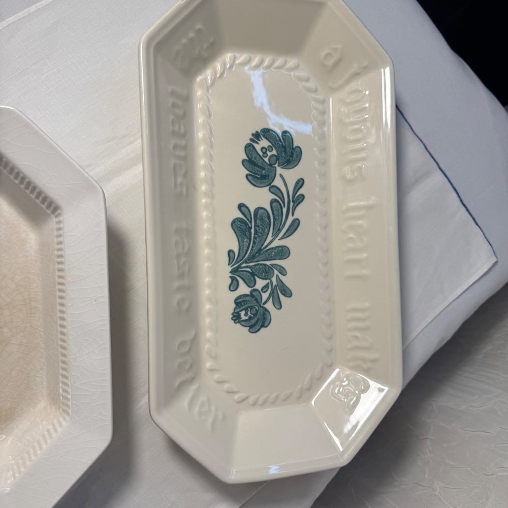 Pfaltzgraff Nikko Serving Set OS Cream Blue Yorktowne Tray and Octagon Bowl - Picture 4 of 13